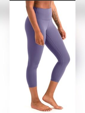 Dhvani Naked Capri Leggings- Lavender Size Small